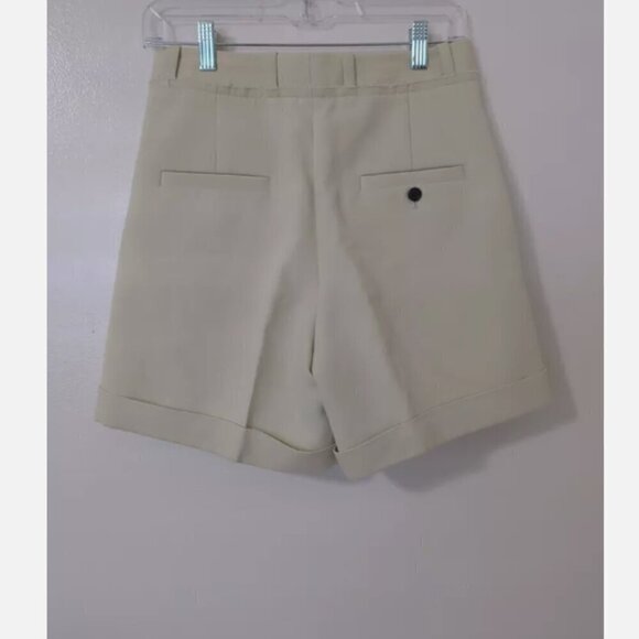 3.1 Phillip Lim Cream Pleated Shorts, Size 2, EUC - Picture 2 of 4
